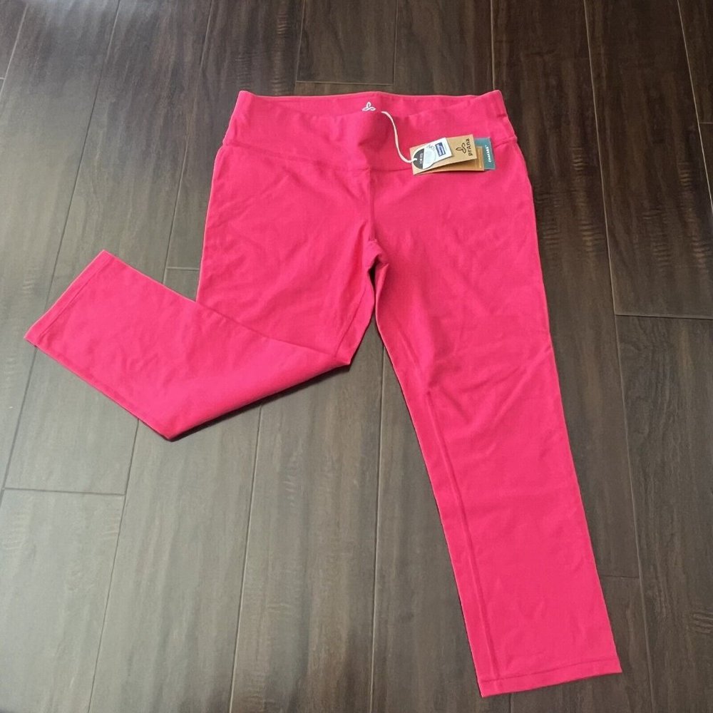 NWT:PrAna Cosmo Pink Ashley Capri Legging Low Rise Fitted Size: Large